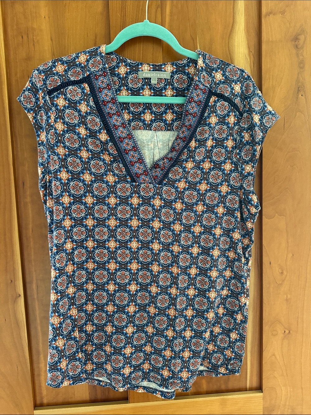 Daniel Rainn Navy and Rust Printed Cap-Sleeve V-Neck Top